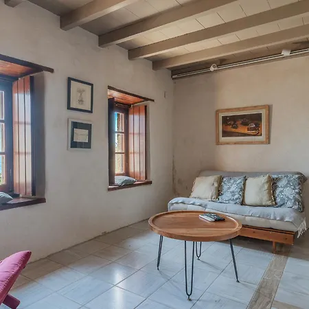 Goulas Traditional Pensjonat 3*