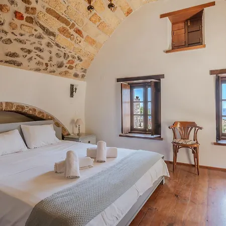 Goulas Traditional 3*