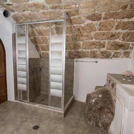Goulas Traditional Pensionat 3*