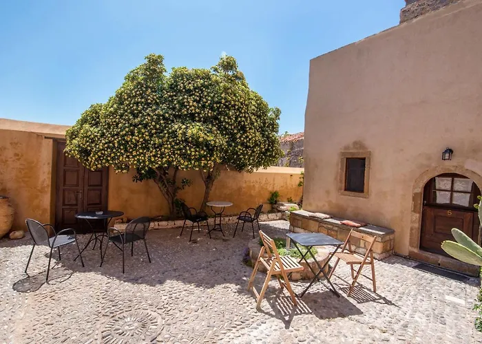 Goulas Traditional Monemvasía