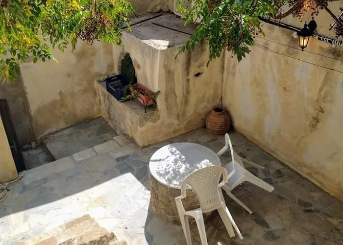 Pensjonat Goulas Traditional 3*