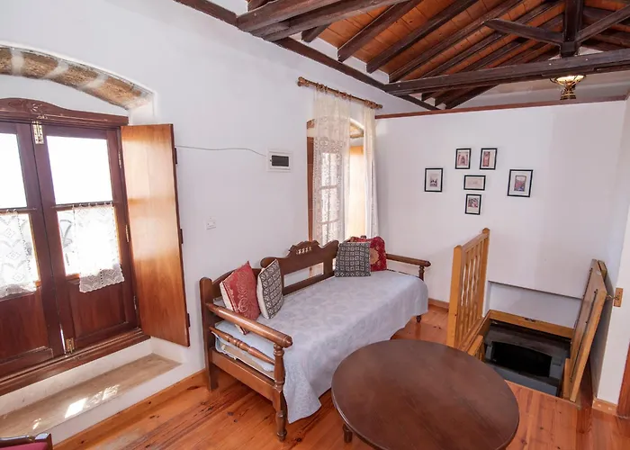 Goulas Traditional Monemvasía