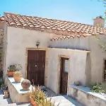 Goulas Traditional Guest house