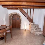 Goulas Traditional Guest house Monemvasia