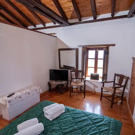 Goulas Traditional 2* Monemvasia