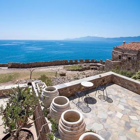 Guest house Goulas Traditional 3*