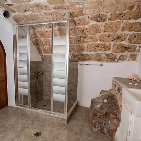 بيت ضيافة Goulas Traditional Monemvasía