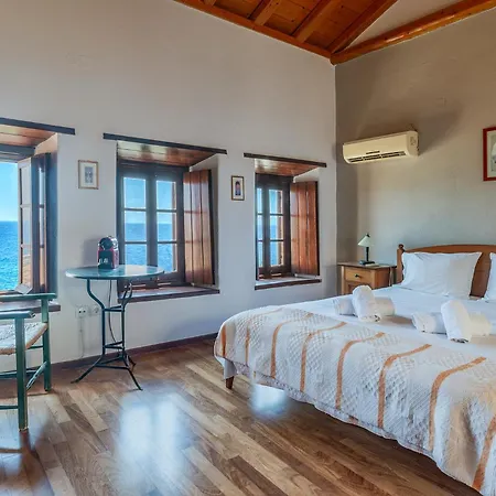بيت ضيافة Goulas Traditional 2*