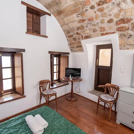 بيت ضيافة Goulas Traditional 2*