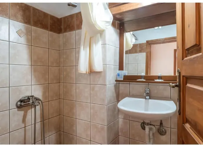 Goulas Traditional 3*