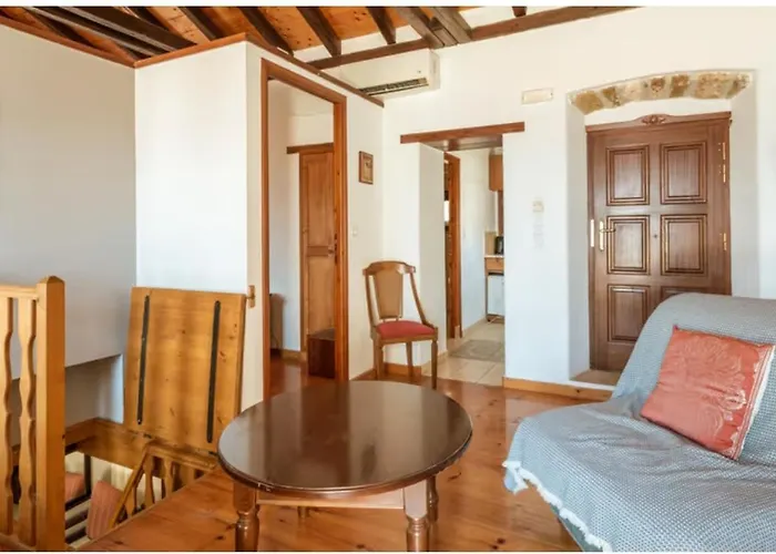 Pensionat Goulas Traditional 3*