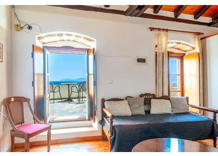 Goulas Traditional Guest house Monemvasia