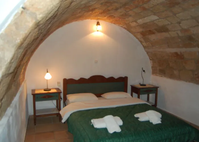 Guest house Goulas Traditional
