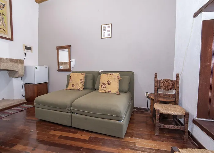 Goulas Traditional Guest house Monemvasia