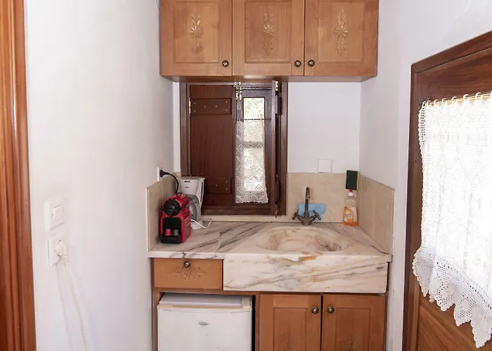 高拉斯传统宾馆 莫奈姆瓦夏